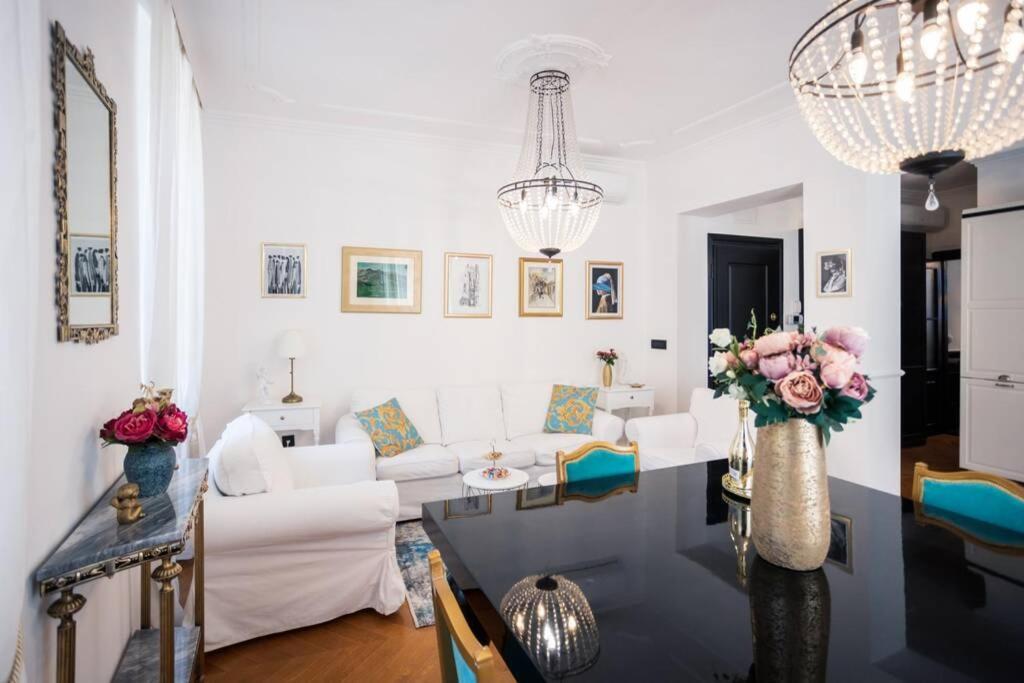 Luxurious Apartment Bella Lux In City Center With Free Parking Included! Split Kültér fotó