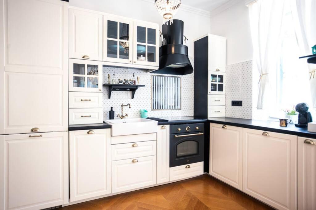 Luxurious Apartment Bella Lux In City Center With Free Parking Included! Split Kültér fotó